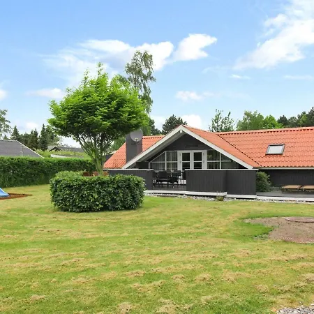 Gretta - 400m From The Sea In Lolland- Falster And Mon By Interhome Holiday home